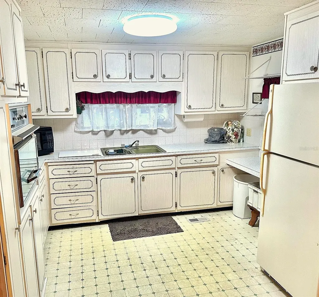 2000 E Bay Drive Largo FL 33771