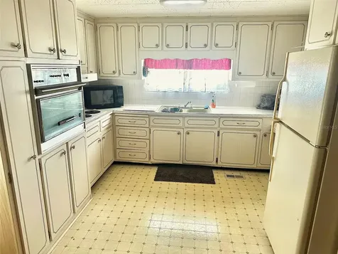 2000 E Bay Drive Largo FL 33771