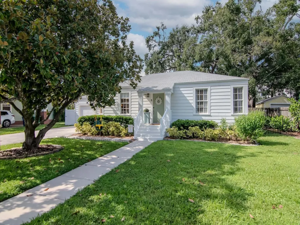 4311 W Granada Street Tampa FL 33629