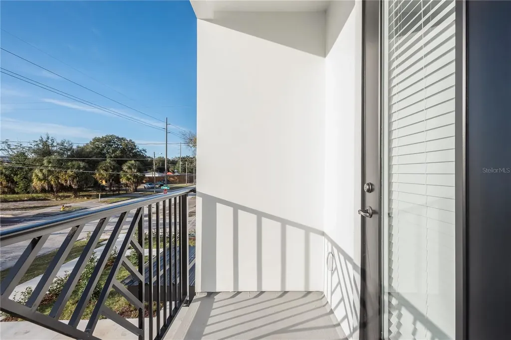 1527 N Morgan Street Tampa FL 33602