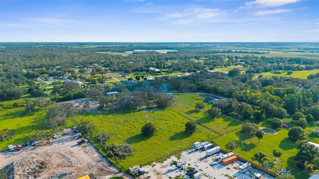 22226 E State Road 64 Bradenton FL 34212