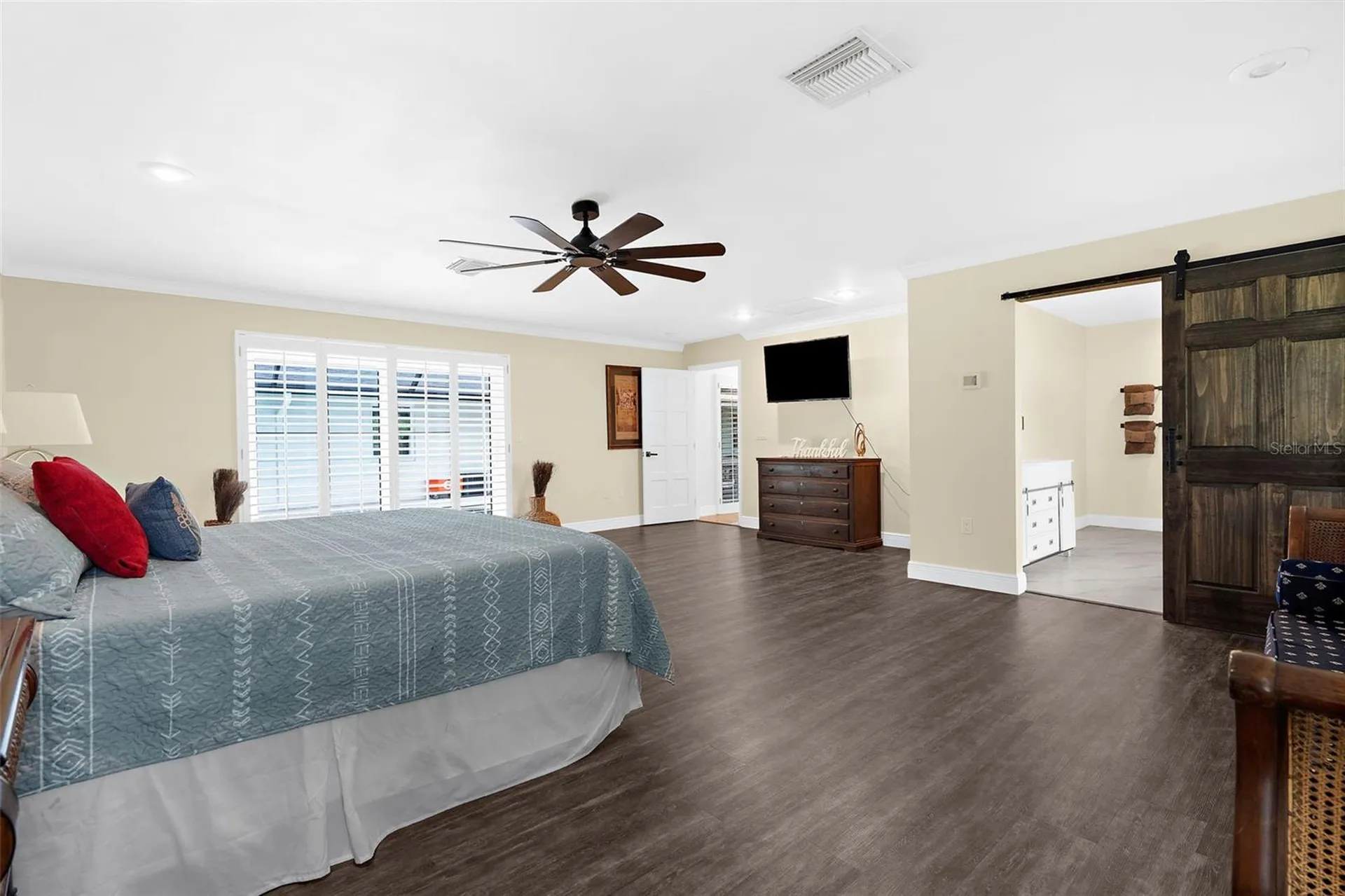 22226 E State Road 64 Bradenton FL 34212