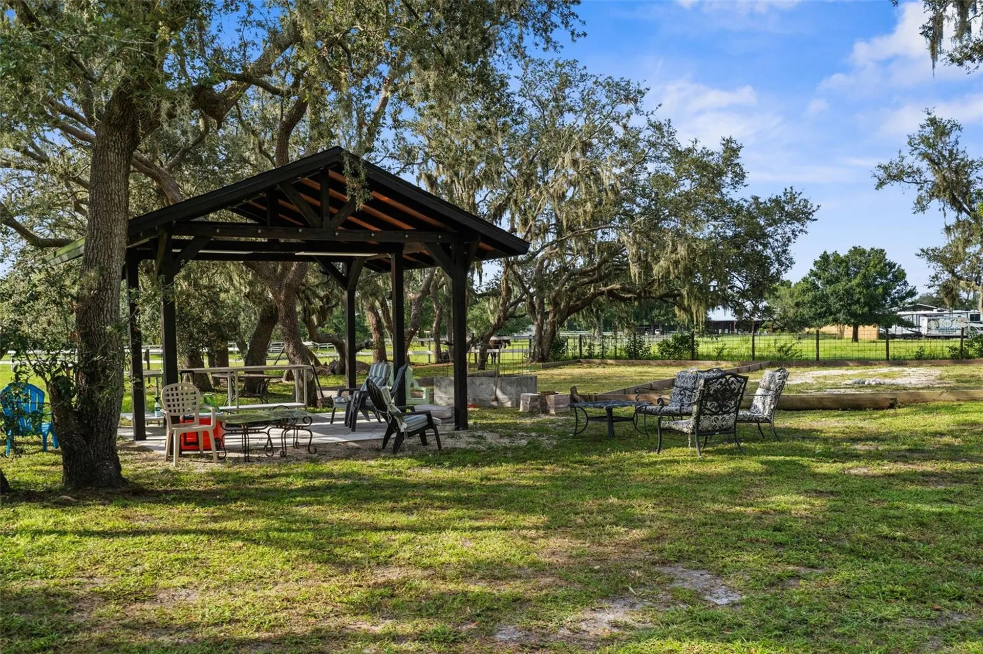 22226 E State Road 64 Bradenton FL 34212