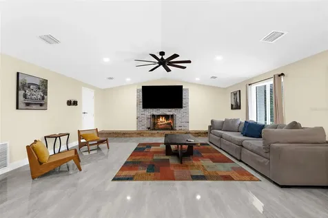 22226 E State Road 64 Bradenton FL 34212
