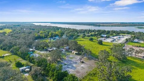 22226 E State Road 64 Bradenton FL 34212