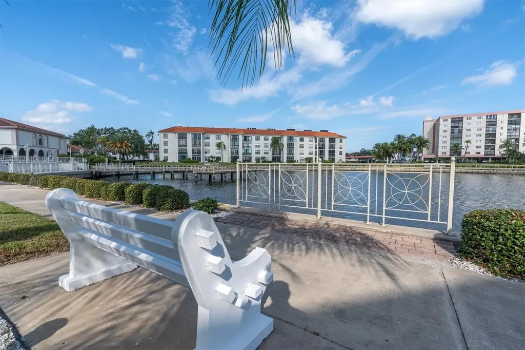 19029 Us Highway 19 N Clearwater FL 33764