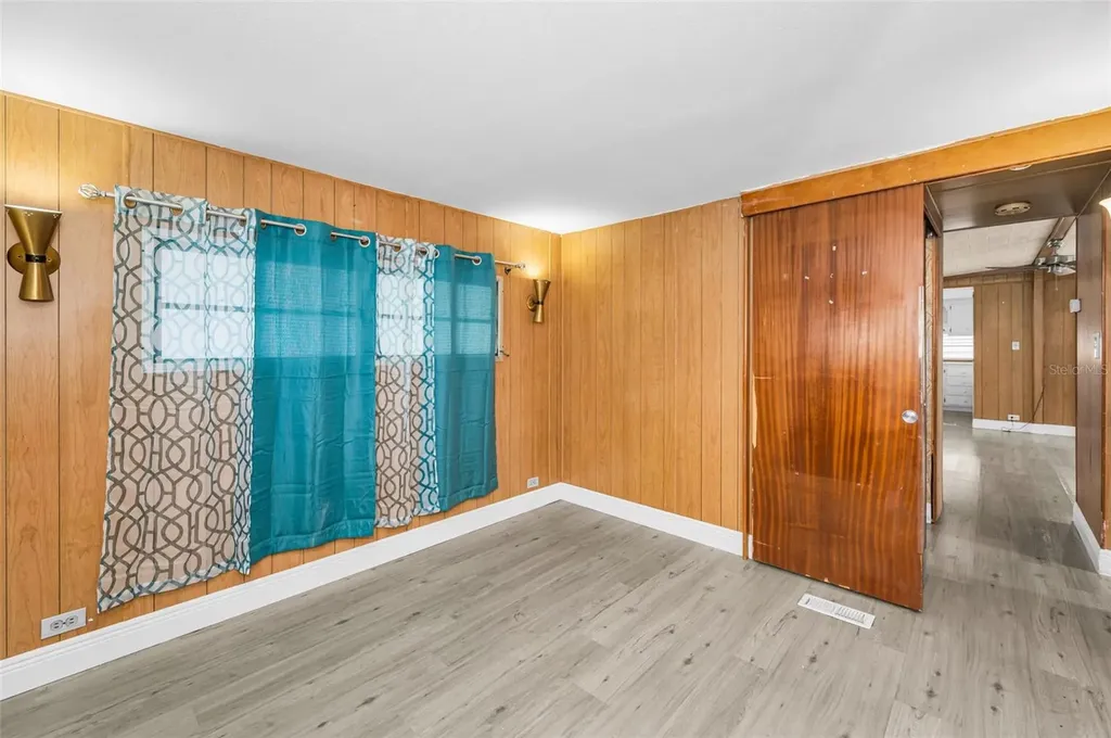 1917 Hess Drive Holiday FL 34691