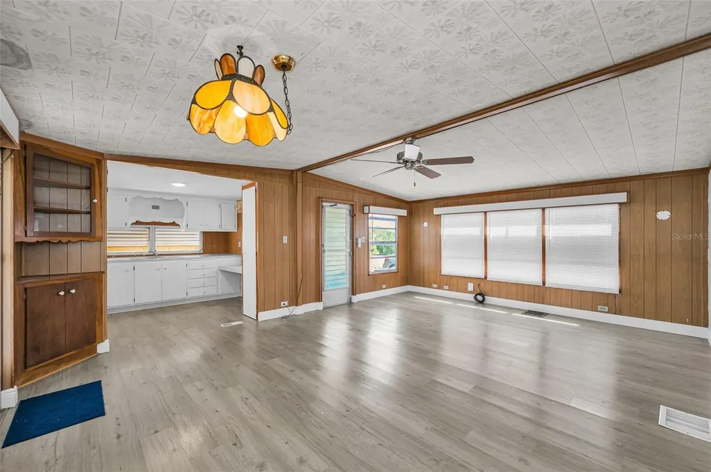 1917 Hess Drive Holiday FL 34691