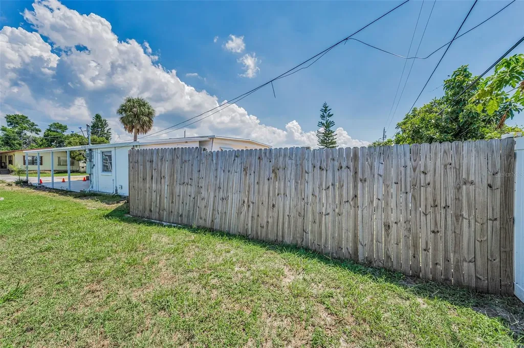 1917 Hess Drive Holiday FL 34691