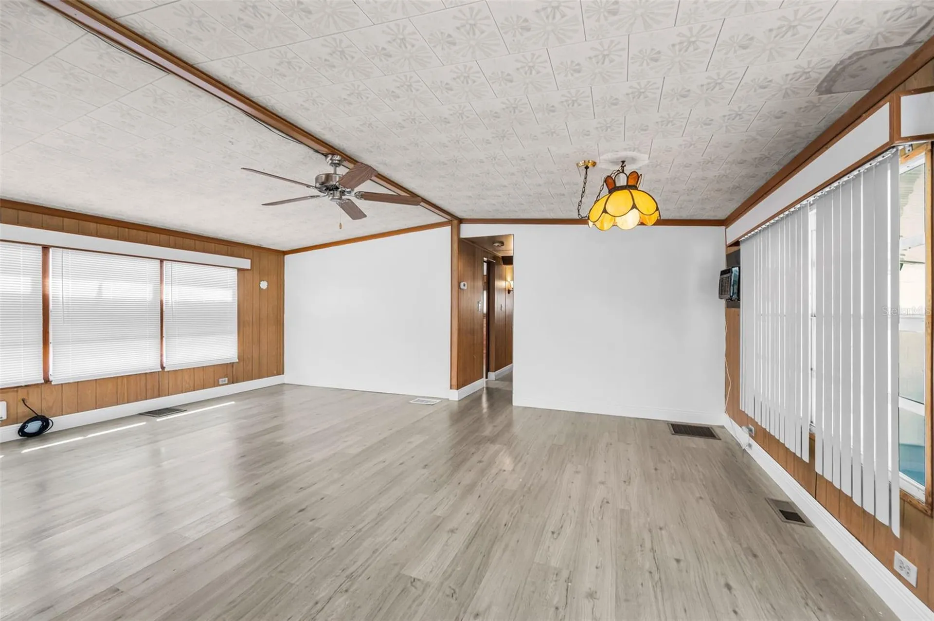 1917 Hess Drive Holiday FL 34691
