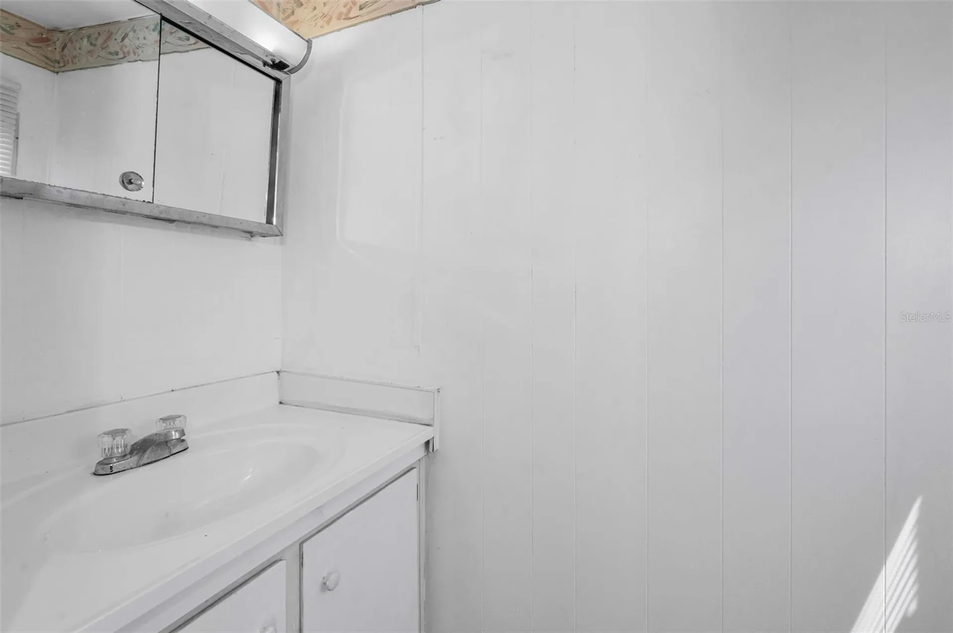 1917 Hess Drive Holiday FL 34691