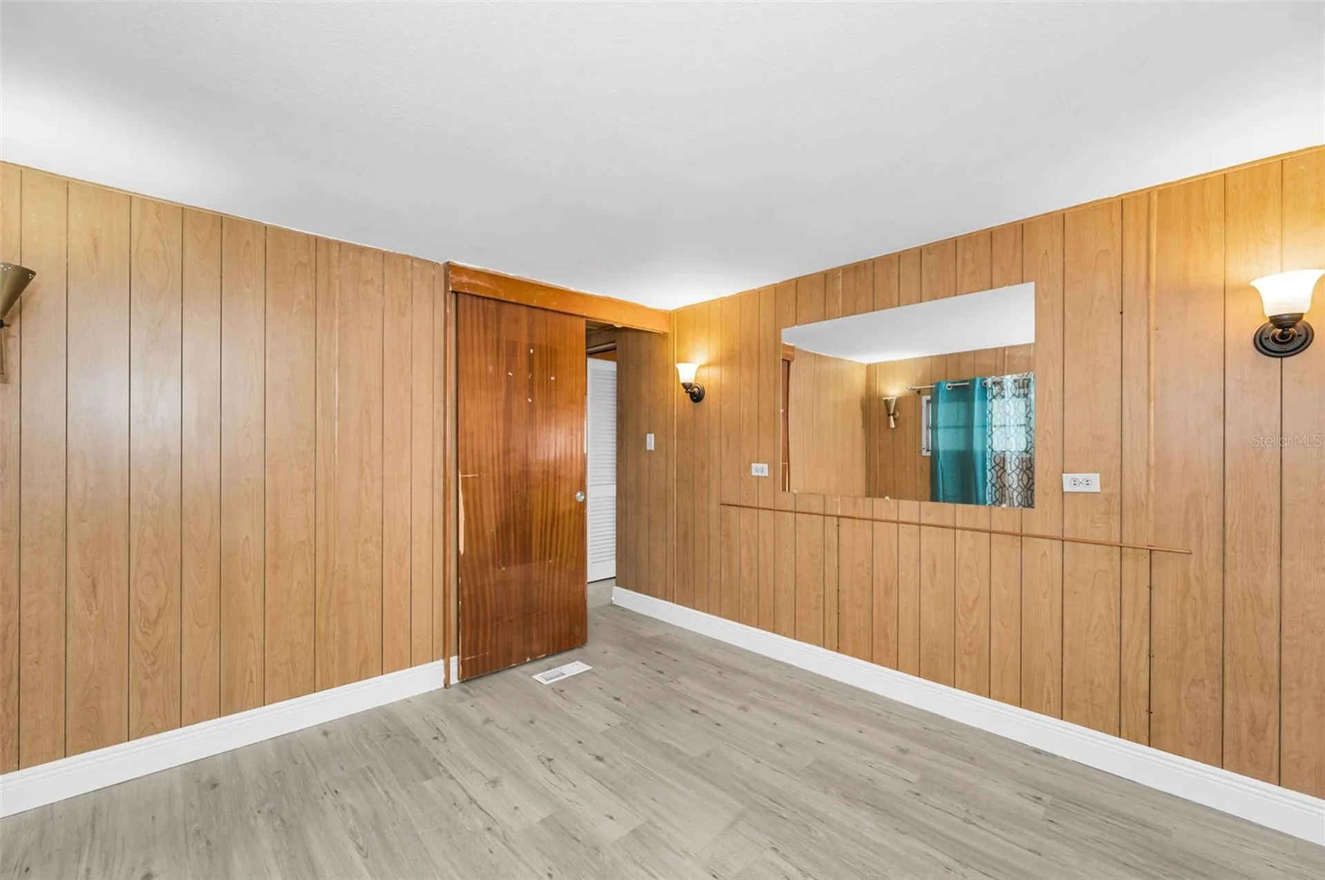 1917 Hess Drive Holiday FL 34691
