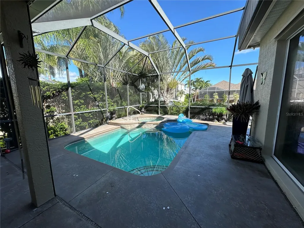 4727 Spinnaker Drive Bradenton FL 34208