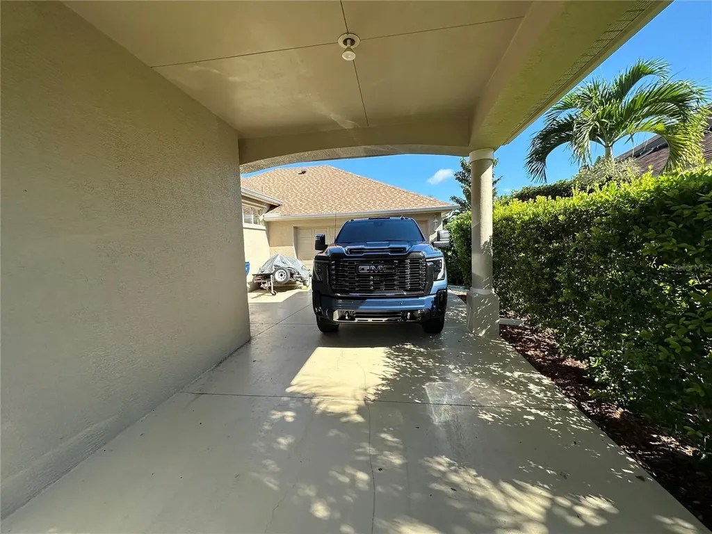 4727 Spinnaker Drive Bradenton FL 34208