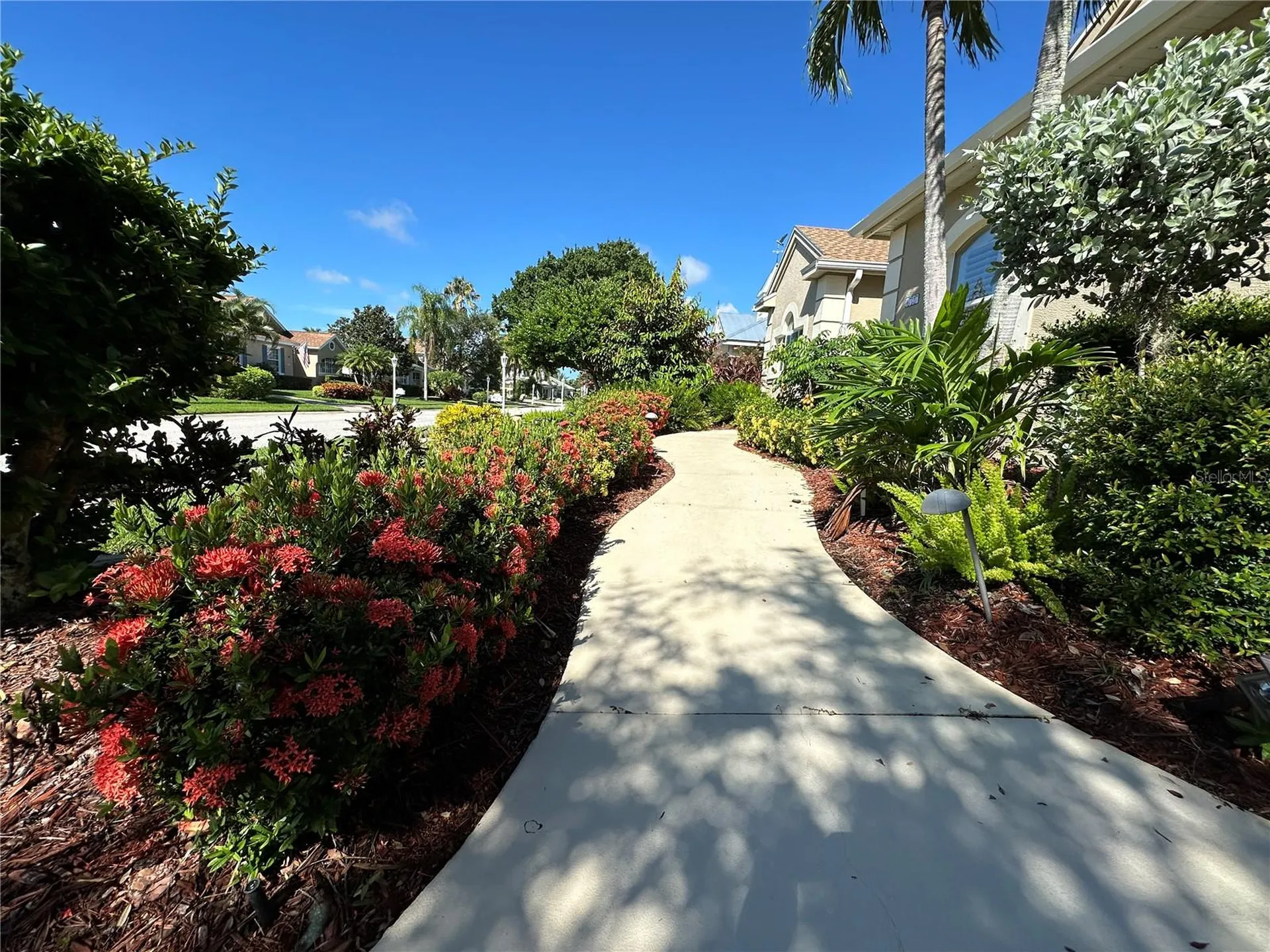 4727 Spinnaker Drive Bradenton FL 34208