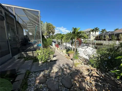 4727 Spinnaker Drive Bradenton FL 34208