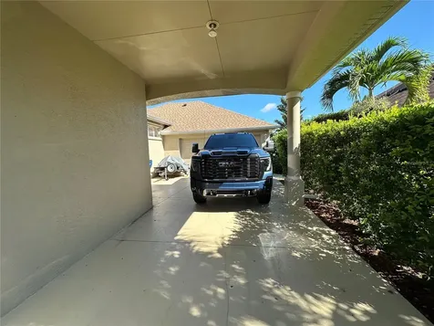 4727 Spinnaker Drive Bradenton FL 34208