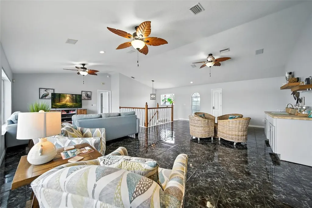 2435 N Watersedge Drive Crystal River FL 34429