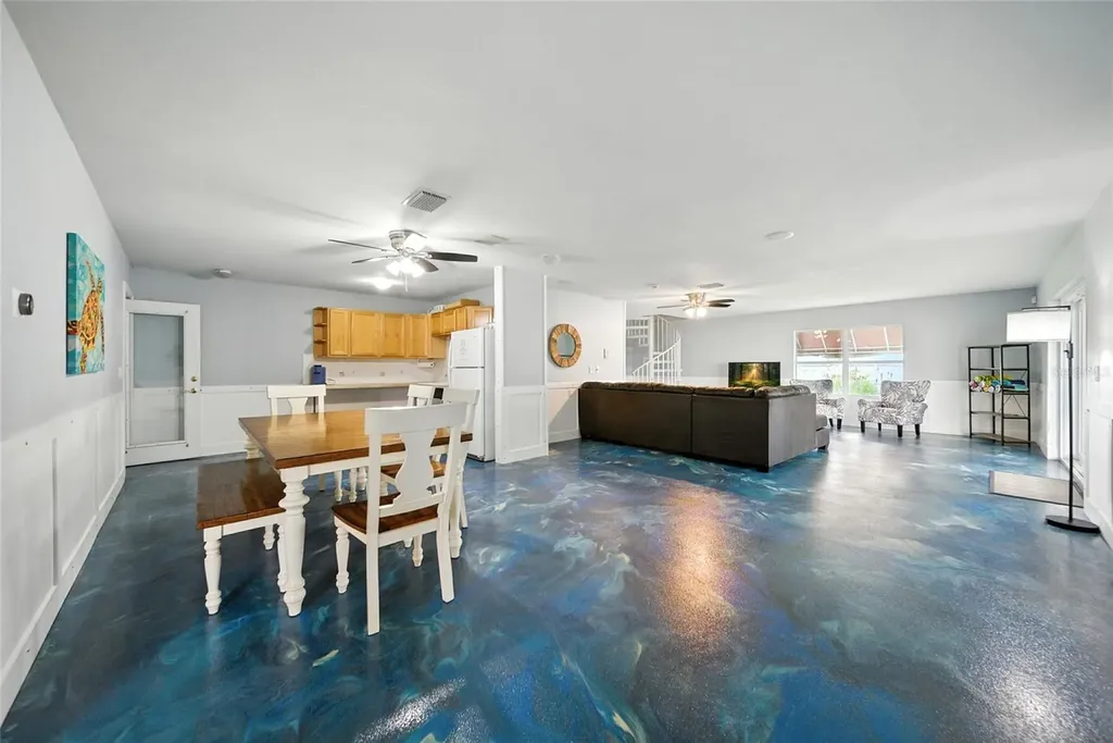 2435 N Watersedge Drive Crystal River FL 34429