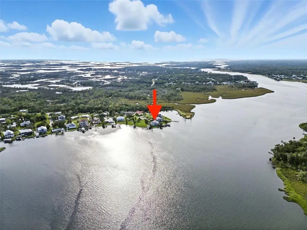 2435 N Watersedge Drive Crystal River FL 34429