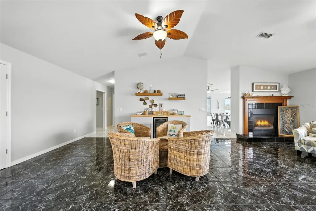 2435 N Watersedge Drive Crystal River FL 34429