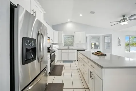 2435 N Watersedge Drive Crystal River FL 34429