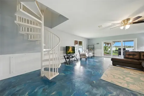 2435 N Watersedge Drive Crystal River FL 34429