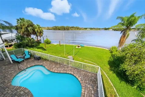 2435 N Watersedge Drive Crystal River FL 34429