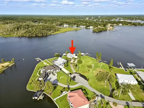 2435 N Watersedge Drive Crystal River FL 34429