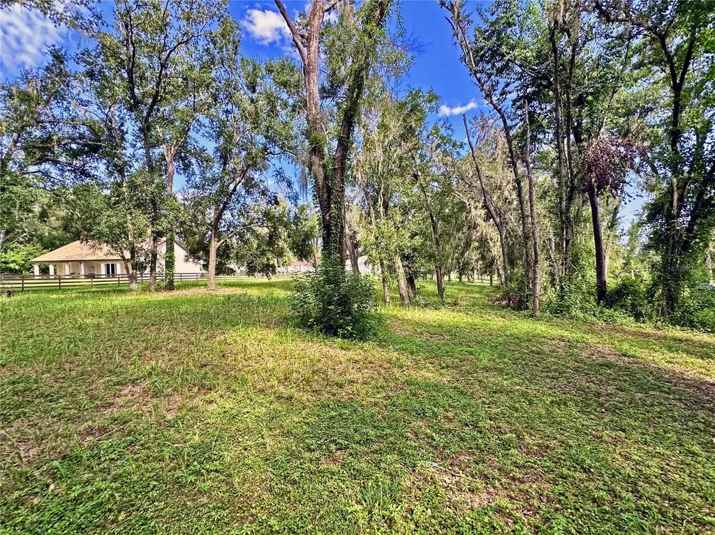 35174 Roth Lane Dade City FL 33525