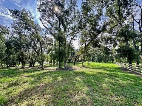 35174 Roth Lane Dade City FL 33525