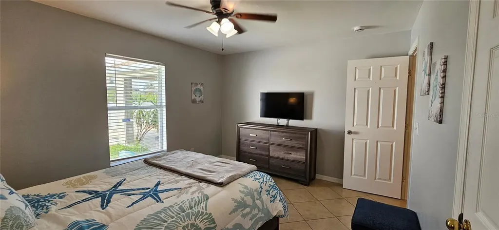 1923 SW 26th Street Cape Coral FL 33914
