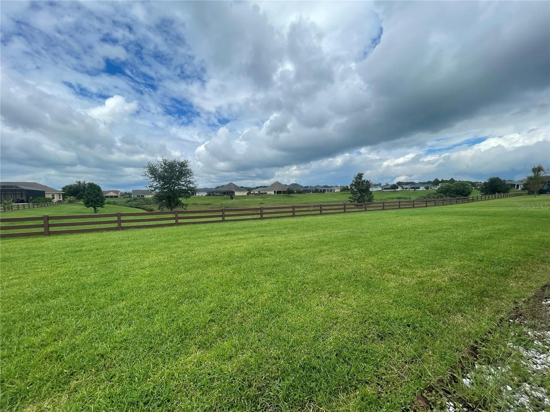 11216 Roz Way Oxford FL 34484
