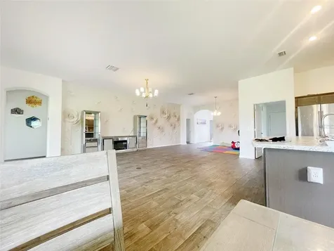 11216 Roz Way Oxford FL 34484
