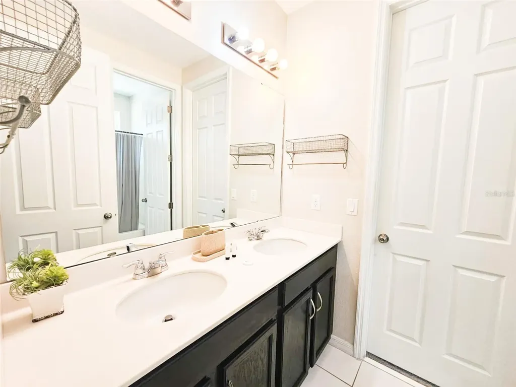 1811 Sawyer Palm Place Kissimmee FL 34747