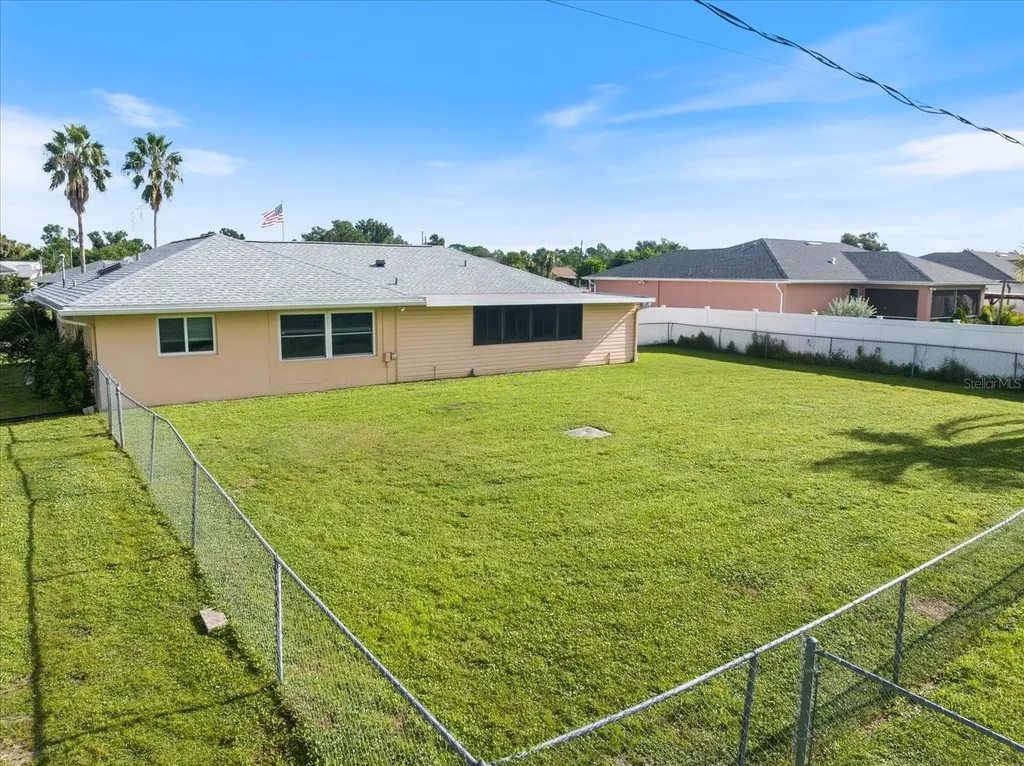 22285 Columbus Avenue Port Charlotte FL 33954