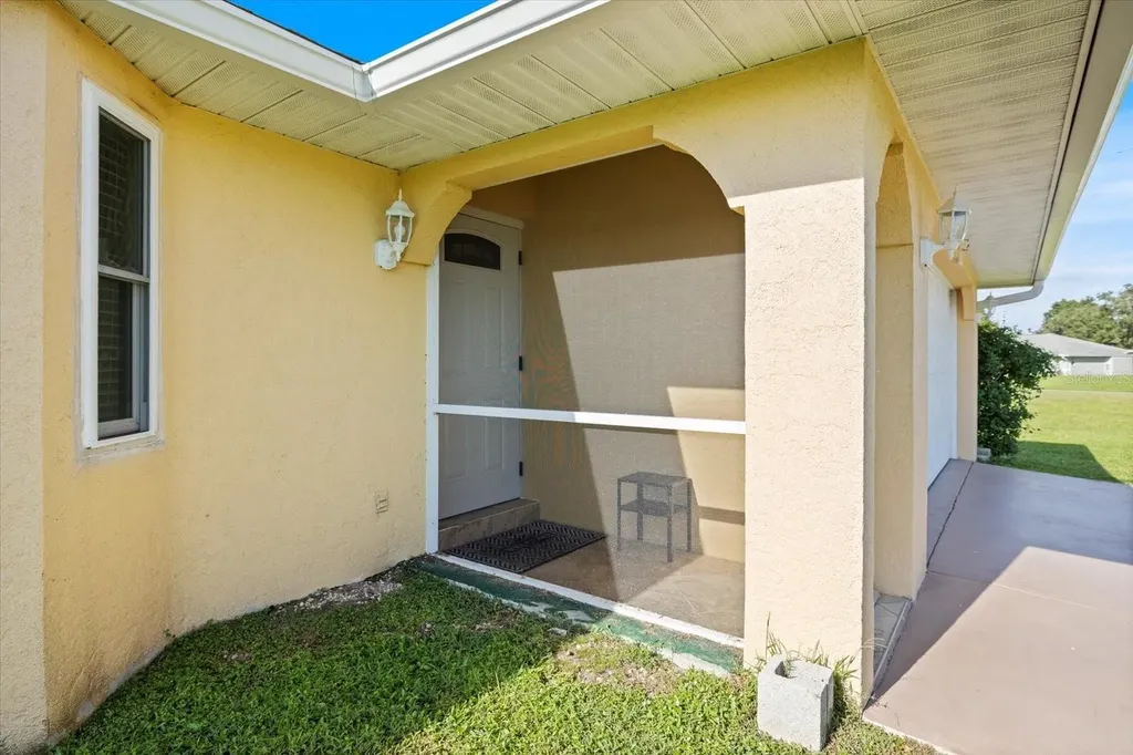 22285 Columbus Avenue Port Charlotte FL 33954
