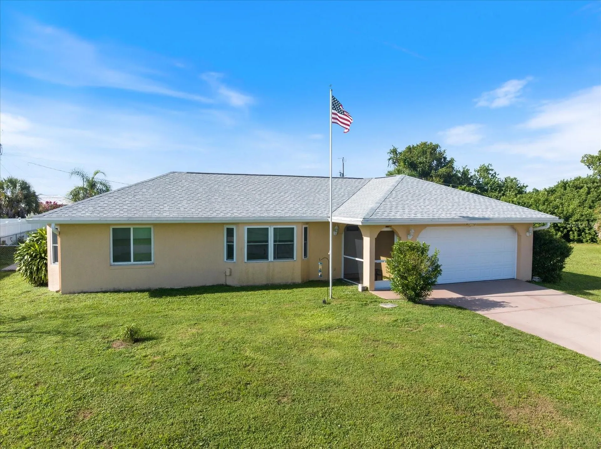 22285 Columbus Avenue Port Charlotte FL 33954