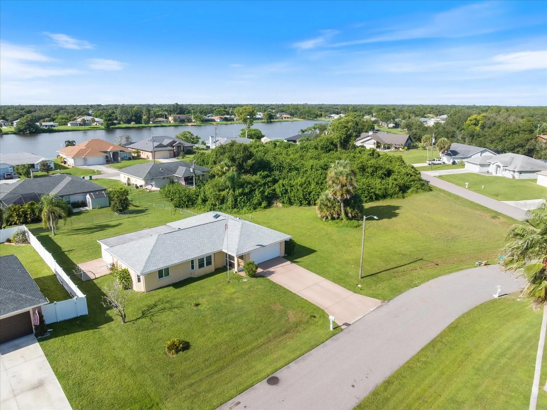 22285 Columbus Avenue Port Charlotte FL 33954
