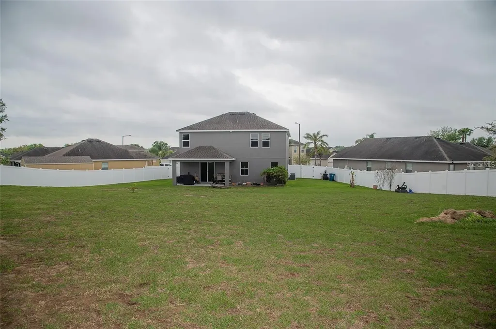 203 Highland Meadows Street Davenport FL 33837