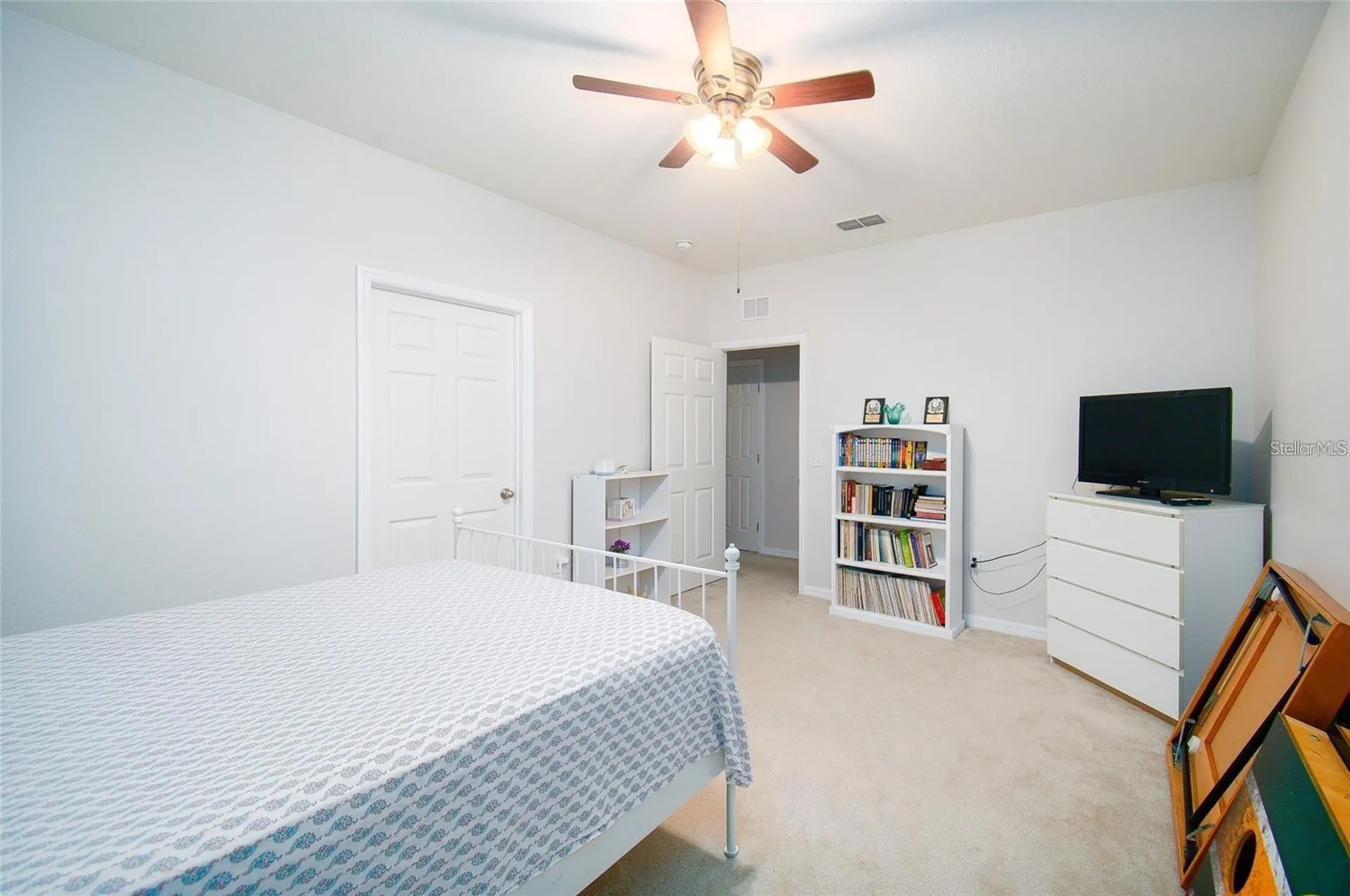 203 Highland Meadows Street Davenport FL 33837