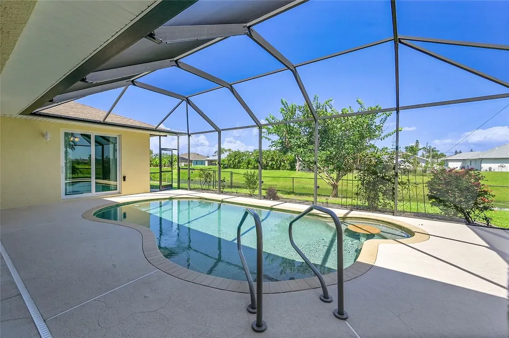 233 Fairway Road Rotonda West FL 33947