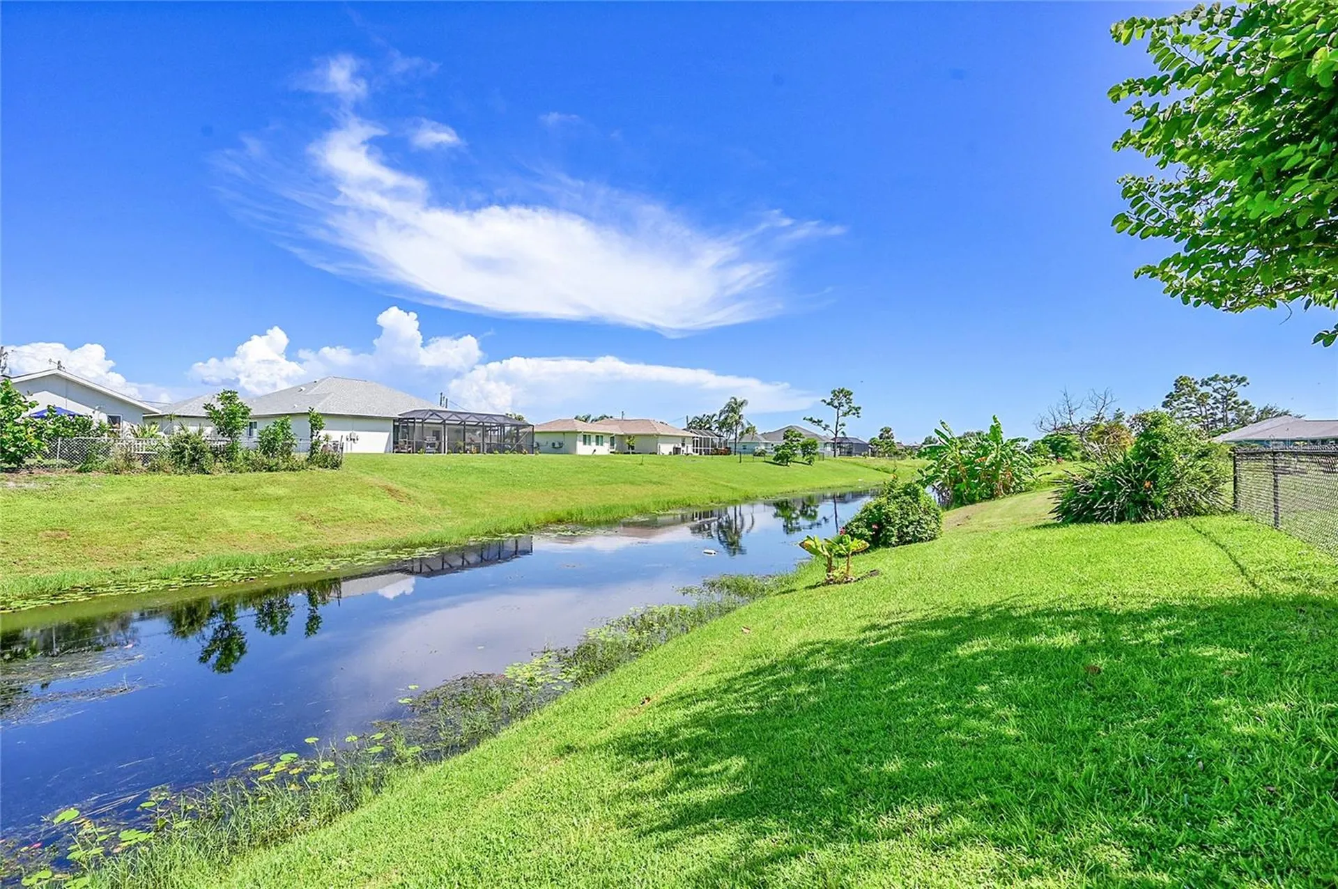233 Fairway Road Rotonda West FL 33947