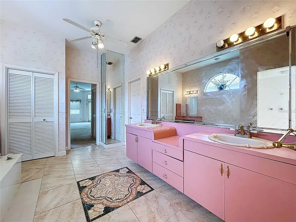 7116 Pebble Beach Lane Seminole FL 33777