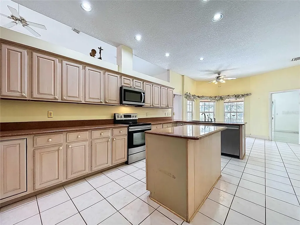 7116 Pebble Beach Lane Seminole FL 33777
