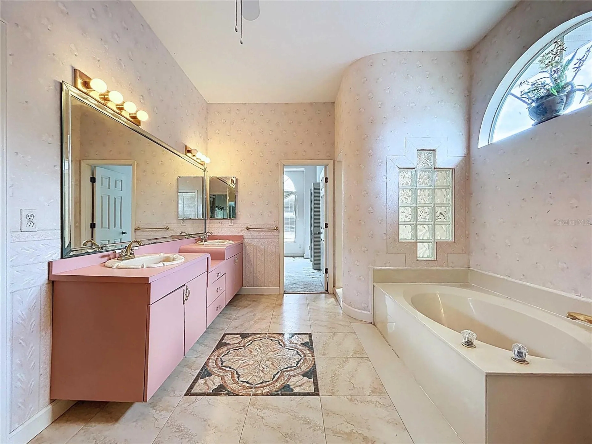 7116 Pebble Beach Lane Seminole FL 33777