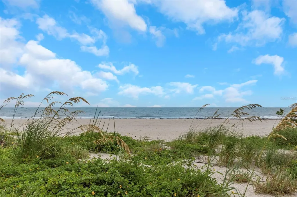 1480 Gulf Boulevard Clearwater Beach FL 33767