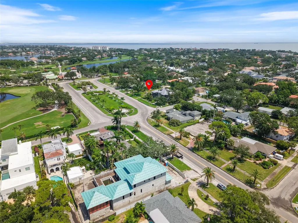 409 Snell Isle Boulevard NE St Petersburg FL 33704