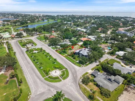 409 Snell Isle Boulevard NE St Petersburg FL 33704