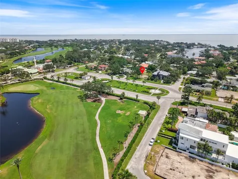 409 Snell Isle Boulevard NE St Petersburg FL 33704